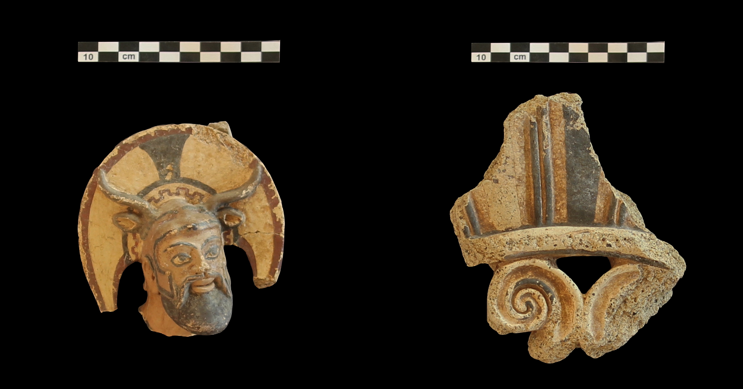 Fig. 4 – Architectural decoration from the temples. On the left, acroterion with the portrait of Inuus; on the right, antefix fragment. 